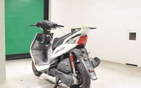 KYMCO VJR125 i