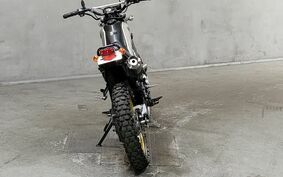 YAMAHA TRICKER DG32J