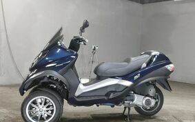 PIAGGIO MP3 250 RL M472