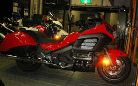 HONDA GL 1800 GOLD WING F6B 2013 SC68