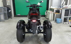 HONDA VARIO 160 TRIKE