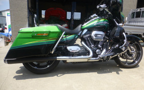 HARLEY FLHXSE  CVO Street 2011 PZ8