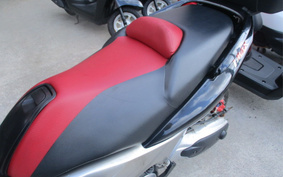 YAMAHA T-MAX 2006 SJ04J