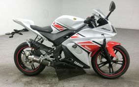 YAMAHA YZF-R125 RE06