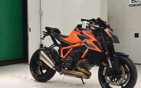 KTM 1290 SUPER DUKE R 2022