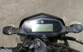 YAMAHA FZ25 RG42