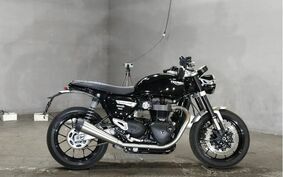 TRIUMPH SPEED TWIN 2022 DAD85