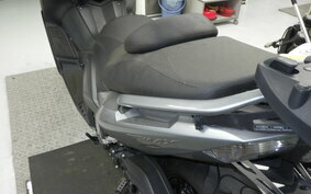 YAMAHA T-MAX 530 2015