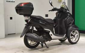 YAMAHA TRICITY 125 SE82J