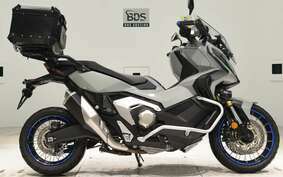 HONDA X-ADV 750 2022 RH10