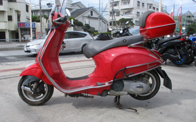 VESPA PRIMAVERA 125