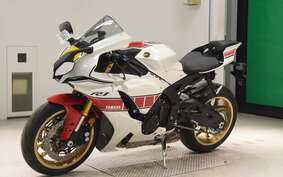 YAMAHA YZF-R1 2023 RN65J