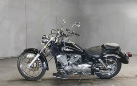 YAMAHA DRAGSTAR 250 VG02J