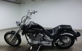 YAMAHA DRAGSTAR 1100 2004 VP13J