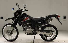 SUZUKI DR200S