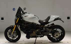 DUCATI M1200 S 2014