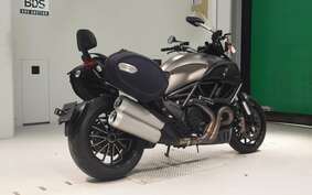 DUCATI DIAVEL STRADA 2013