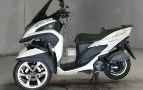 YAMAHA TRICITY 125 SE82J