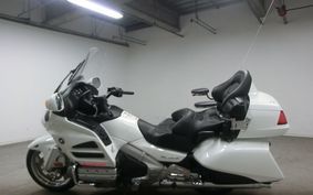 HONDA GL 1800 GOLD WING 2013 SC68