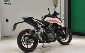 KTM 390 DUKE 2024