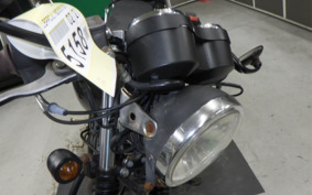 YAMAHA YB125SP