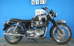 TRIUMPH BONNEVILLE 2001 J900TM