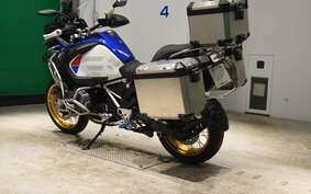 BMW R1250GS ADVENTURE 2020 0J51