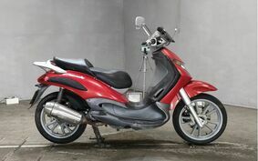 PIAGGIO BEVERLY 200 M282