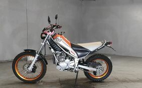 YAMAHA TRICKER DG16J