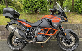 KTM 1290 SUPER ADVENTURE S 2021 V7940