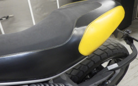 DUCATI SCRAMBLER ICON 2015