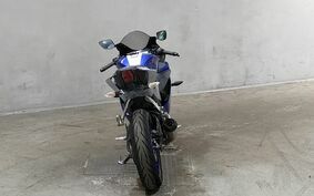 YAMAHA YZF-R15 RG471