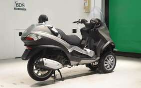 PIAGGIO MP3 250