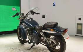 SUZUKI GZ250 Marauder NJ48A