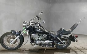 YAMAHA DRAGSTAR 250 VG02J