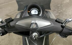 YAMAHA N-MAX 155 SG50J