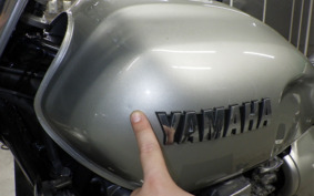 YAMAHA XJR1200 1995 4KG