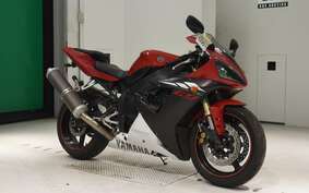 YAMAHA YZF-R1 2004