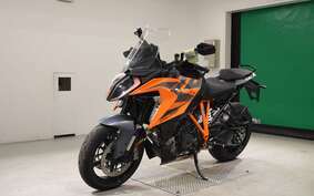 KTM 1290 SUPER DUKE GT 2024