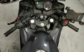 YAMAHA YZF-R15 不明