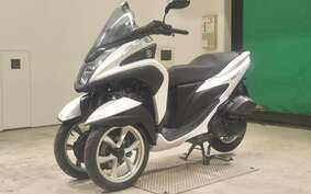 YAMAHA TRICITY 125 SE82J