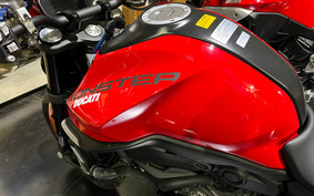 DUCATI MONSTER 937+ 2021 1M00A