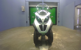 PIAGGIO MP3 250