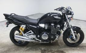 YAMAHA XJR1300 2001 RP03J