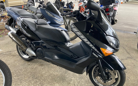 YAMAHA T-MAX 2004 SJ04J