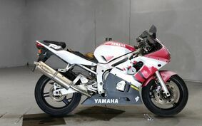 YAMAHA YZF-R6 1999 RJ03