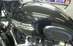 TRIUMPH BONNEVILLE T120 2023