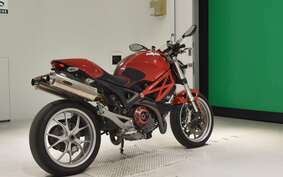 DUCATI MONSTER 1100 2010