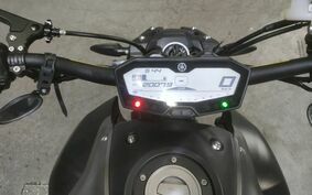 YAMAHA MT-07 2015 RM07J