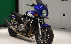 YAMAHA XJR1300 2001